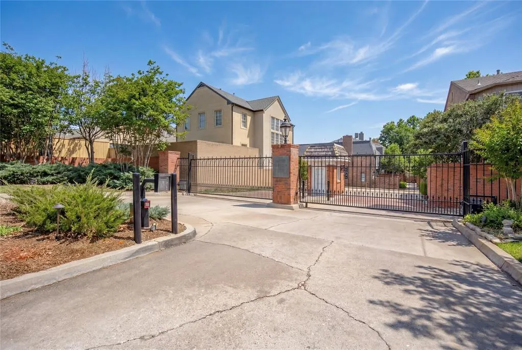 Photo 30 — 6456 Brandywine Lane, Oklahoma City, OK 73116