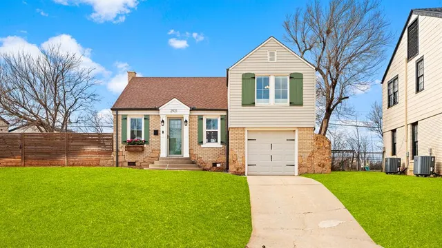Front exterior — 2921 Cummings Drive, Oklahoma City, OK 73107
