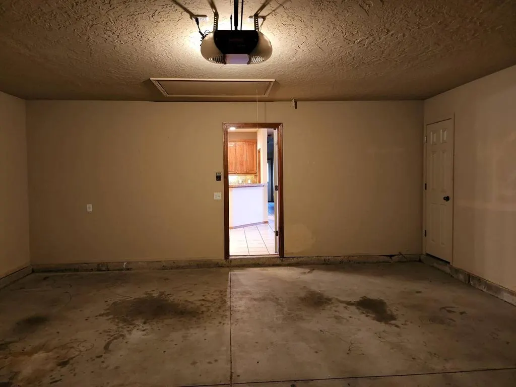 Photo 21 — 917 SW 37th Street 919, Moore, OK 73160