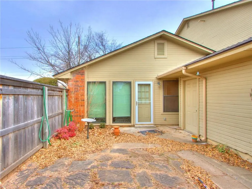 Photo 18 — 1220 Sequoyah Street A, Edmond, OK 73003