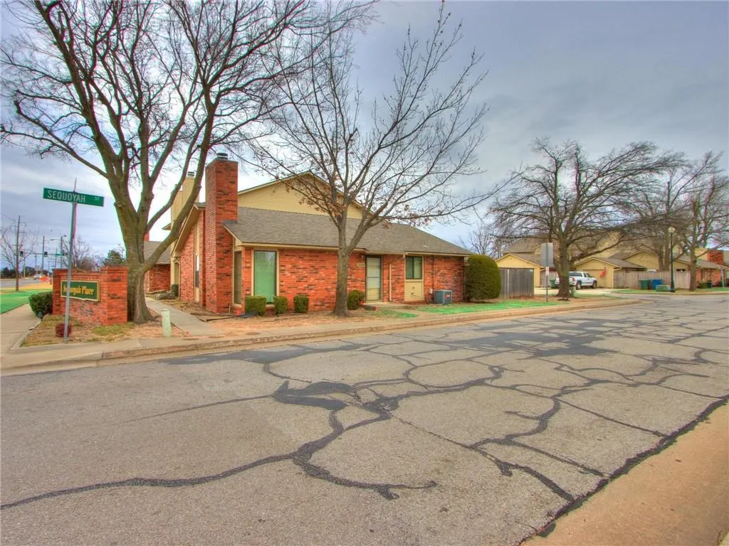Photo 31 — 1220 Sequoyah Street A, Edmond, OK 73003