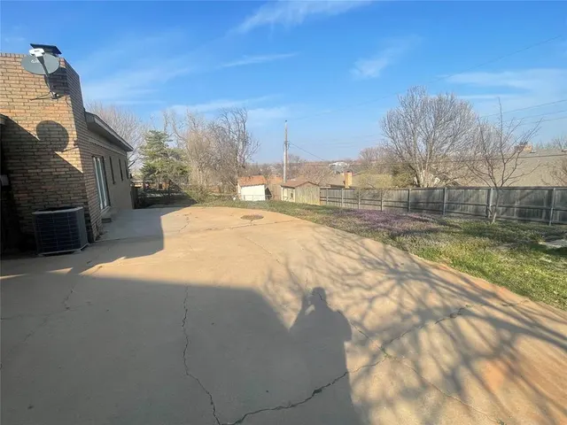 Photo 3 — 1202 N Kaiser Street, Weatherford, OK 73096