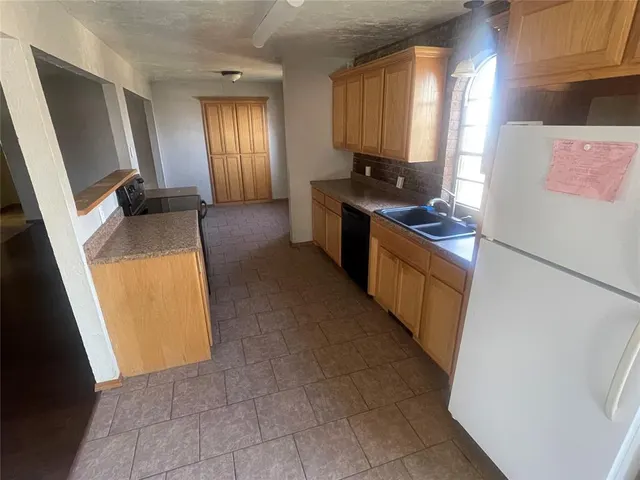 Photo 5 — 1202 N Kaiser Street, Weatherford, OK 73096