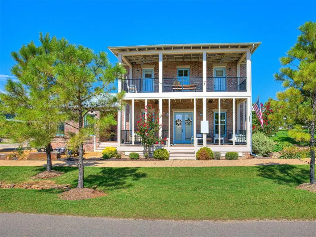 Front exterior — 11 Redbud Lane, Carlton Landing, OK 74432