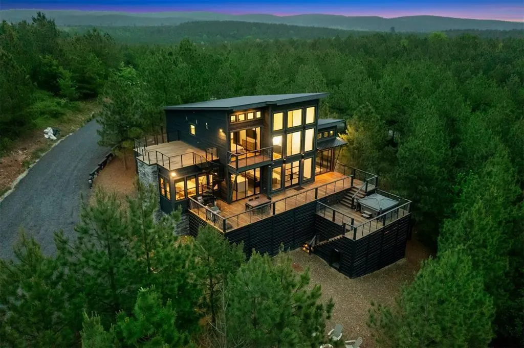 Front exterior — 157 Woodland Bluff Trail, Broken Bow, OK 74728