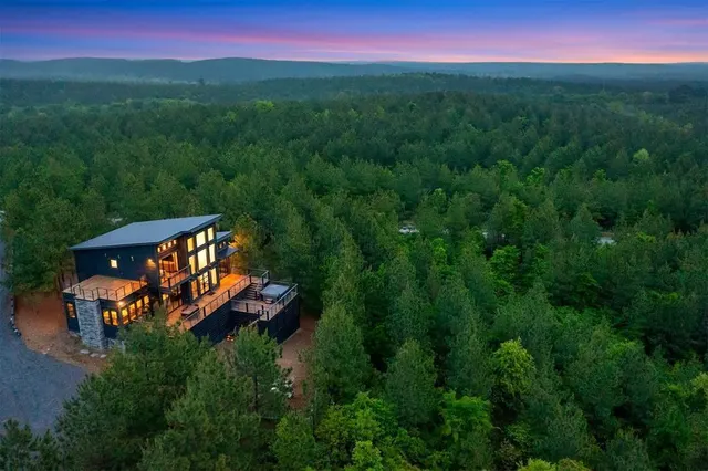 Photo 4 — 157 Woodland Bluff Trail, Broken Bow, OK 74728