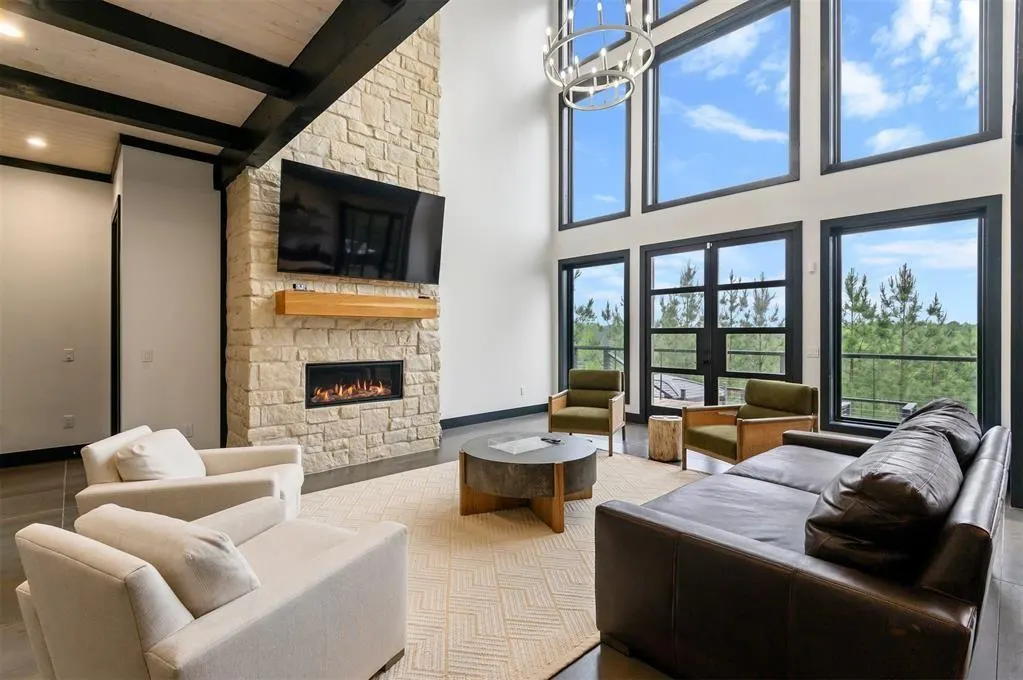 Photo 8 — 157 Woodland Bluff Trail, Broken Bow, OK 74728