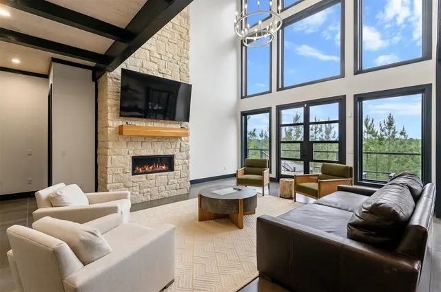Photo 8 — 157 Woodland Bluff Trail, Broken Bow, OK 74728