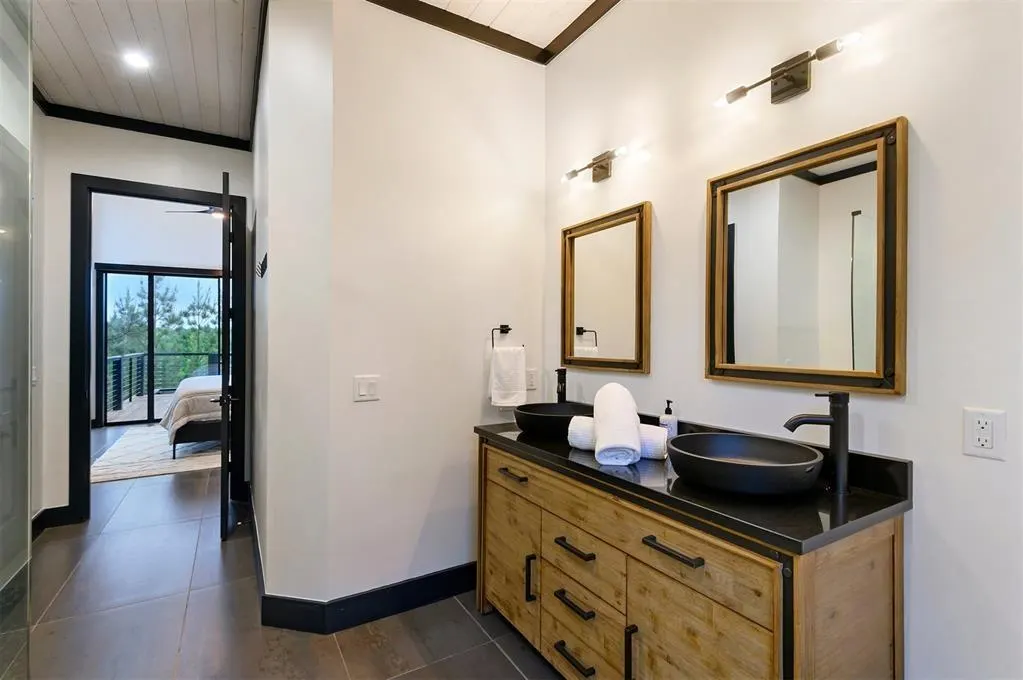 Photo 25 — 157 Woodland Bluff Trail, Broken Bow, OK 74728