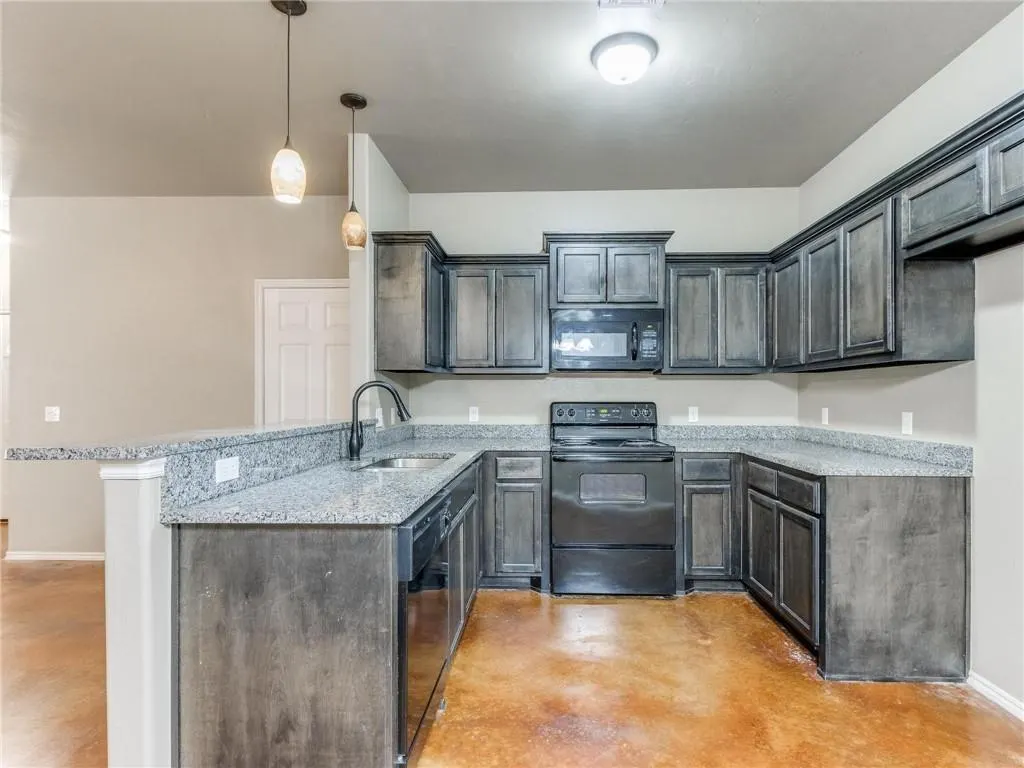 Photo 34 — 3016 Sydney Way, Chickasha, OK 73018