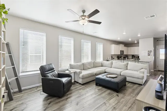 Photo 7 — 12629 Florence Lane, Yukon, OK 73099