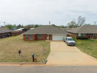 Sold home at 1613 Sommerset Place