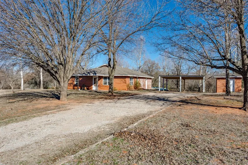 Front exterior — 8001 Bethel Road, Norman, OK 73026