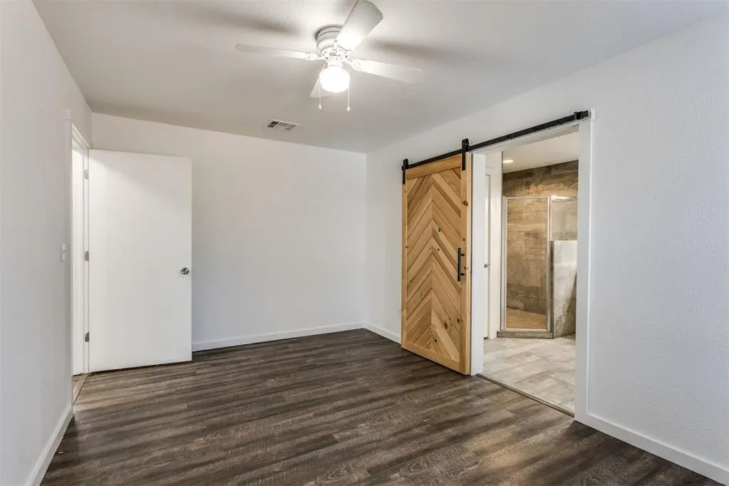 Photo 11 — 8001 Bethel Road, Norman, OK 73026