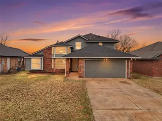 Sold home at 11421 Wallace Avenue