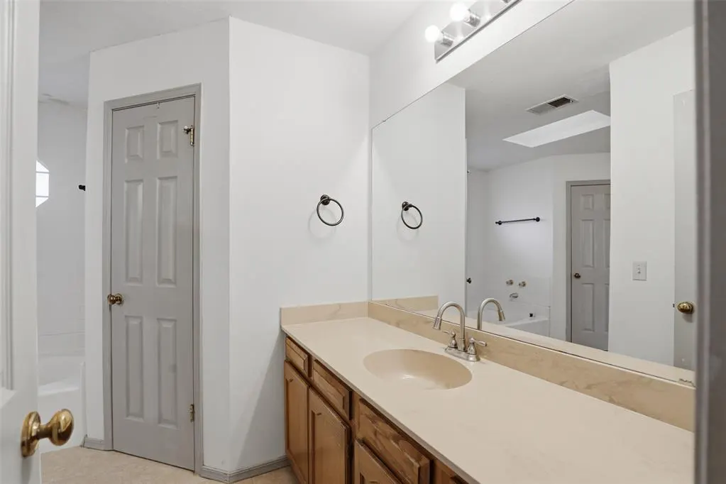 Photo 26 — 11421 Wallace Avenue, Oklahoma City, OK 73162