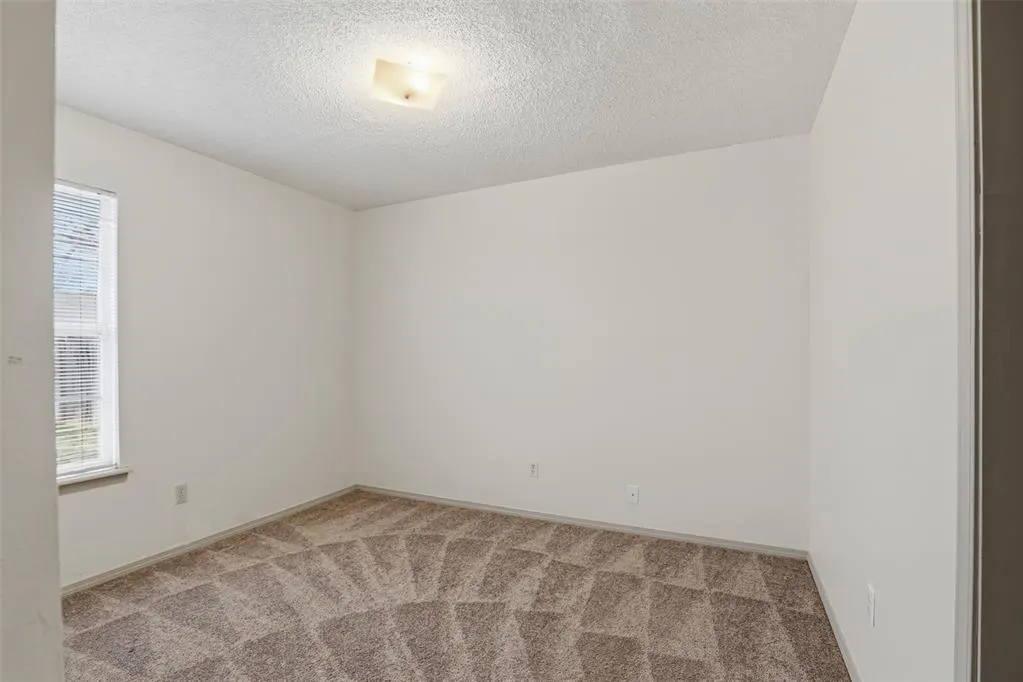 Photo 33 — 11421 Wallace Avenue, Oklahoma City, OK 73162