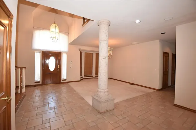 Photo 4 — 12608 Redstone Court, Oklahoma City, OK 73142