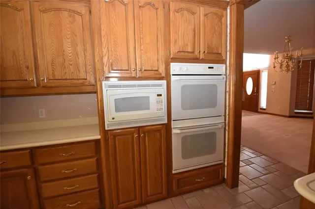 Photo 7 — 12608 Redstone Court, Oklahoma City, OK 73142