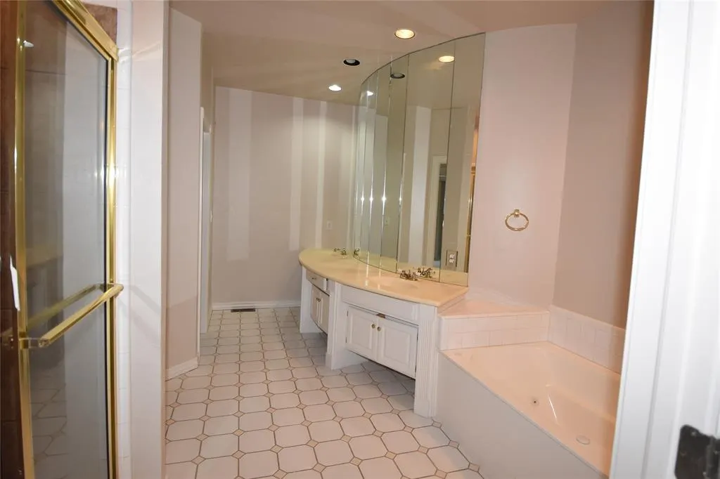 Photo 19 — 12608 Redstone Court, Oklahoma City, OK 73142
