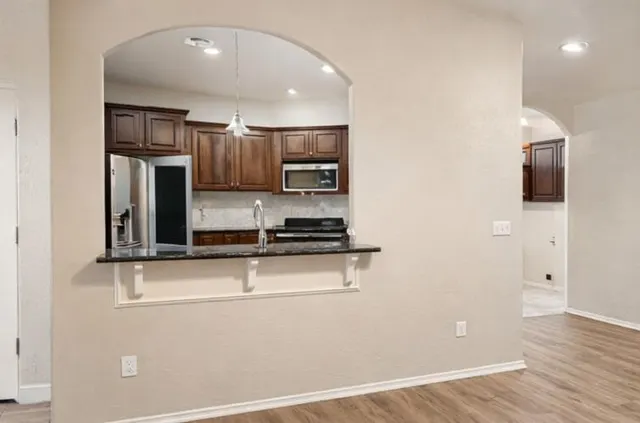 Photo 6 — 832 Carol Ann Place, Moore, OK 73160