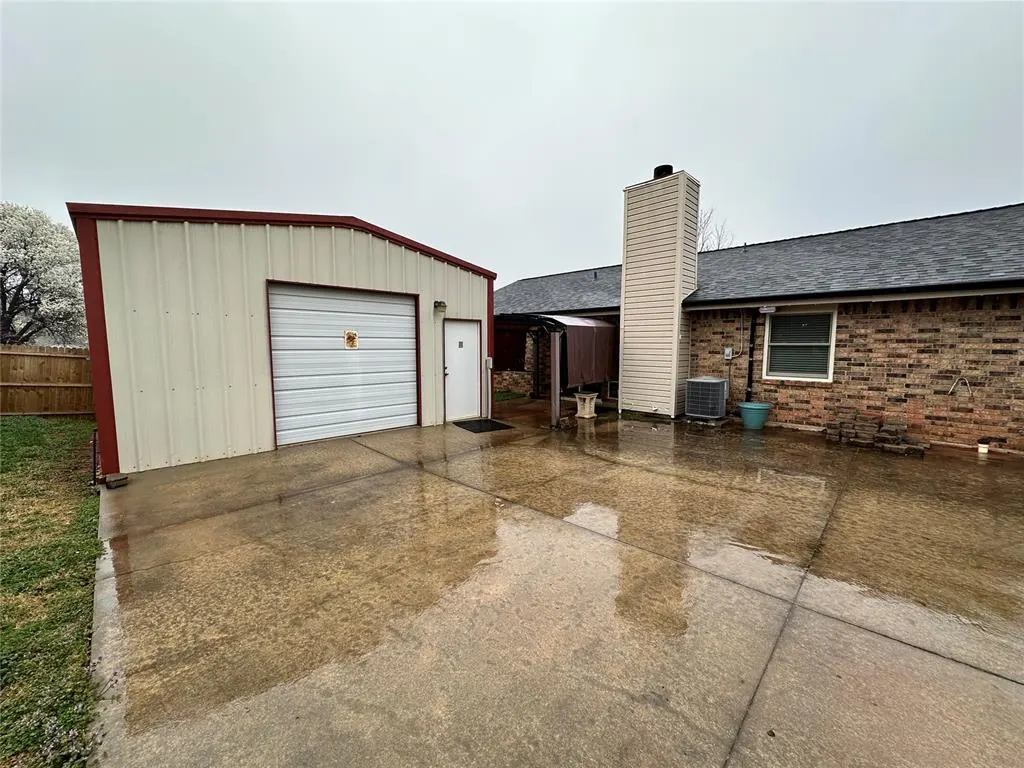 Photo 30 — 2221 NE 8th Street, Moore, OK 73160