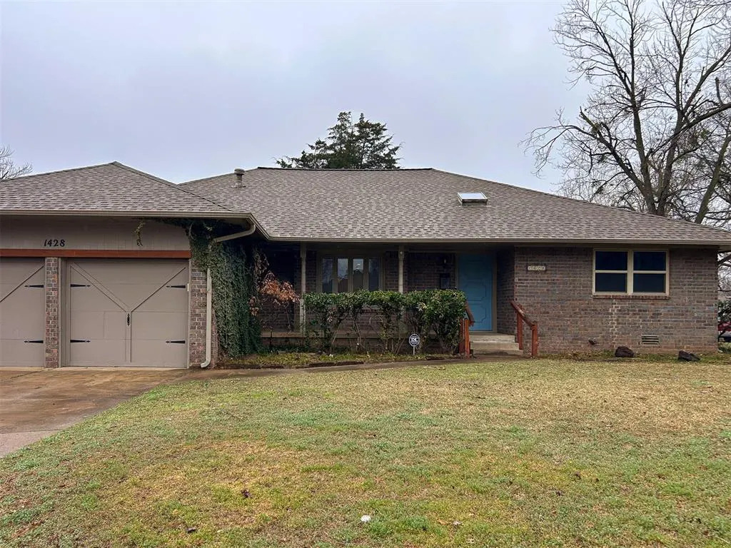 Photo 2 — 1428 Cinderella Avenue, Norman, OK 73072