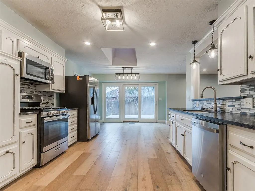 Photo 14 — 1428 Cinderella Avenue, Norman, OK 73072