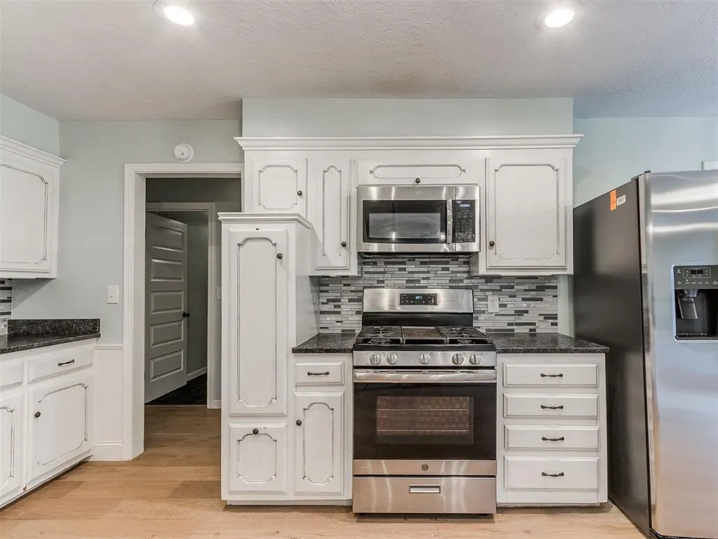 Photo 15 — 1428 Cinderella Avenue, Norman, OK 73072