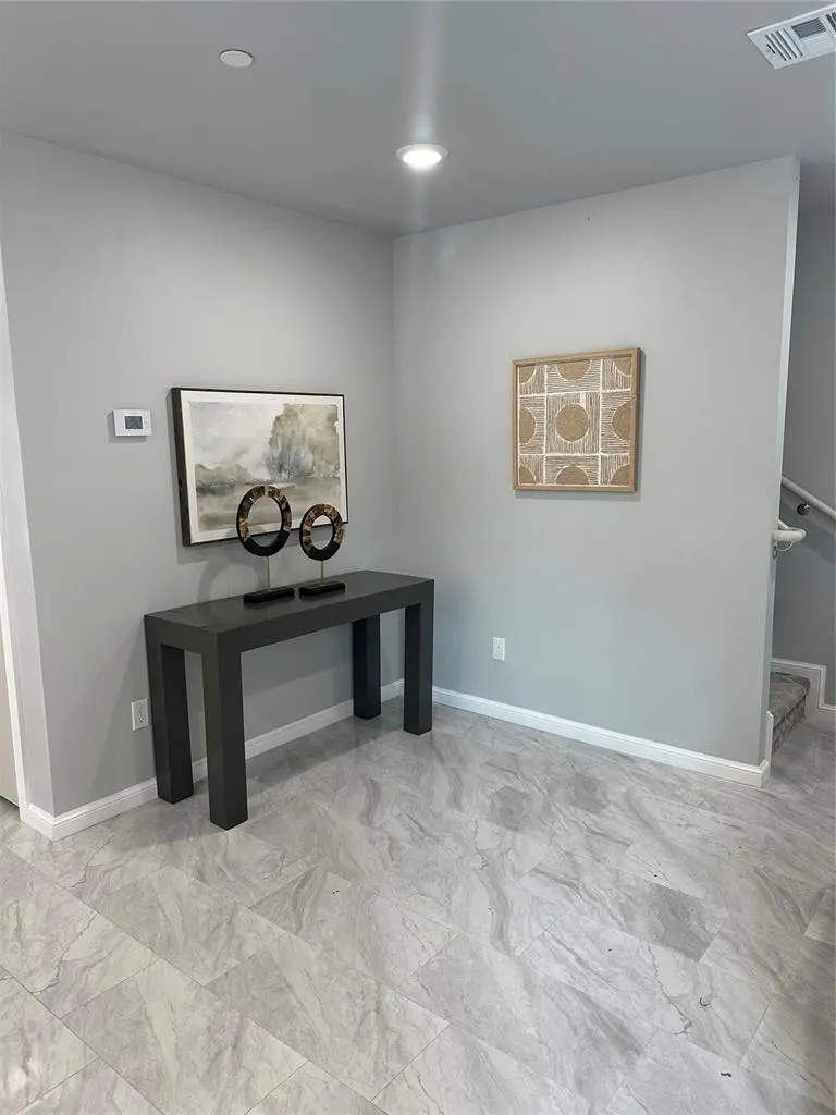 Photo 7 — 6500 N Grand Boulevard 122, Oklahoma City, OK 73116