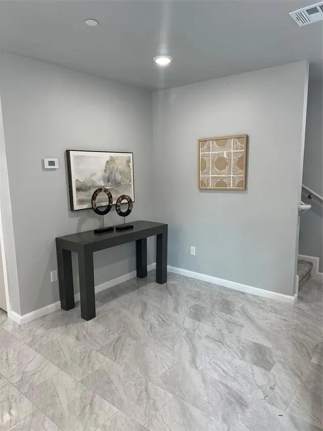Photo 7 — 6500 N Grand Boulevard 122, Oklahoma City, OK 73116