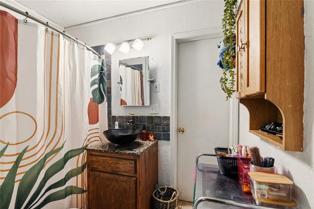 Photo 11 — 501 SE 15th Street, Oklahoma City, OK 73129