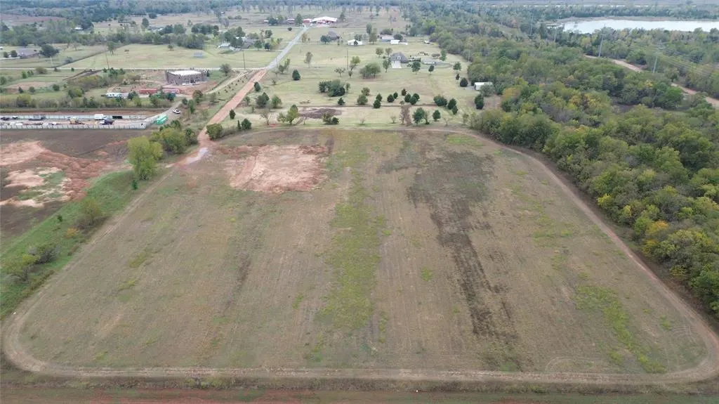 Photo 3 — S St. Claire Avenue, Oklahoma City, OK 73170