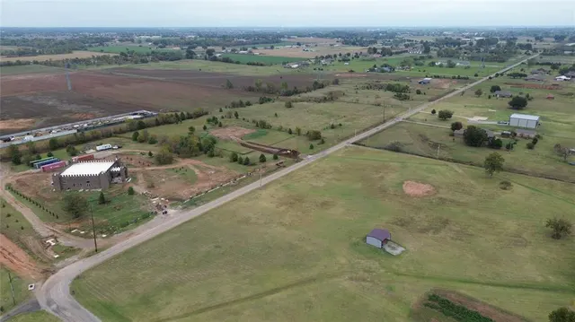 Photo 7 — S St. Claire Avenue, Oklahoma City, OK 73170