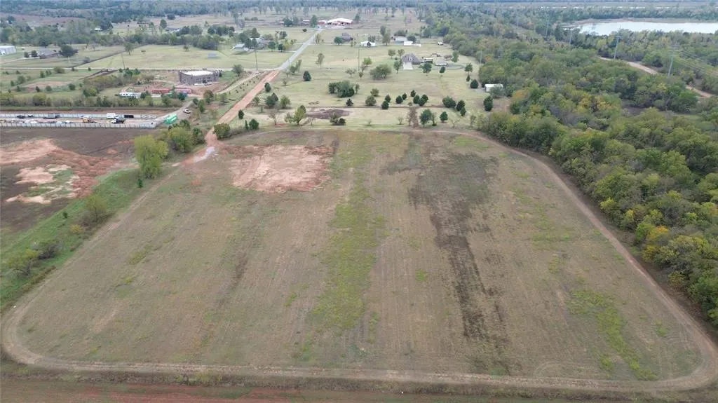 Photo 8 — S St. Claire Avenue, Oklahoma City, OK 73170