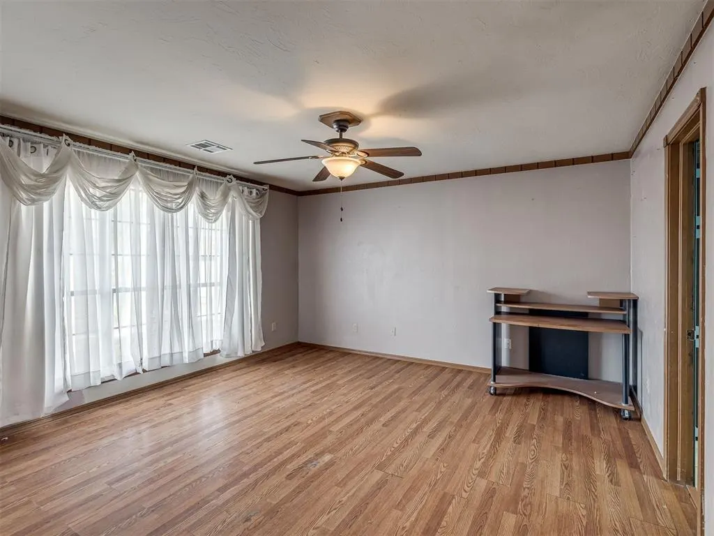 Photo 10 — 938 Travis Court, Oklahoma City, OK 73130