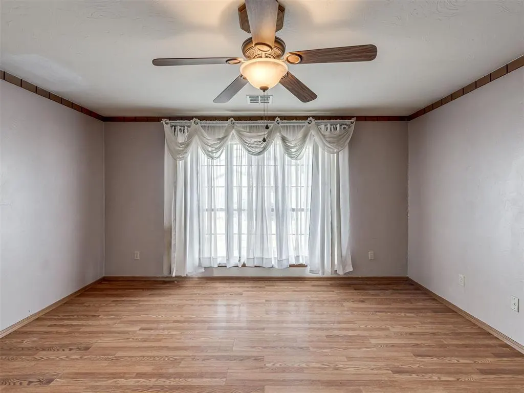 Photo 11 — 938 Travis Court, Oklahoma City, OK 73130
