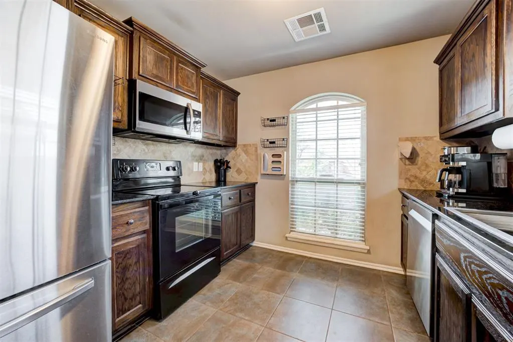 Photo 10 — 12636 William Penn Boulevard, Oklahoma City, OK 73120