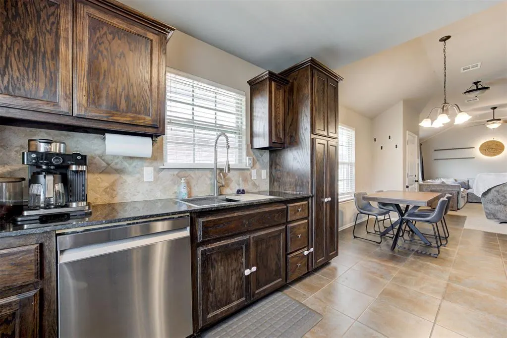 Photo 12 — 12636 William Penn Boulevard, Oklahoma City, OK 73120