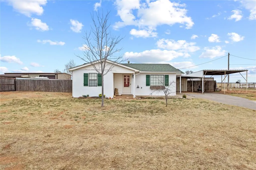 Front exterior — 24365 Route 66 N, Weatherford, OK 73096