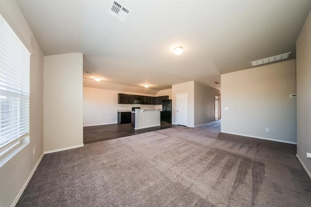 Photo 2 — 5211 Mac Road, Tuttle, OK 73089