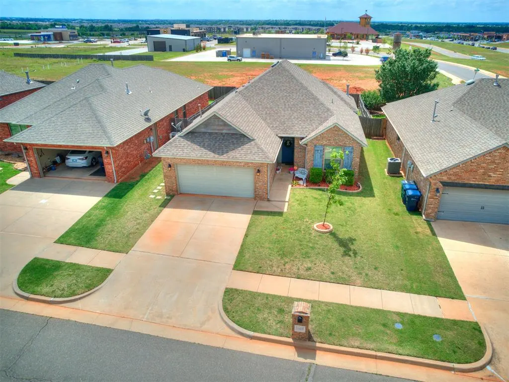 Photo 37 — 16409 Iron Fire Court, Edmond, OK 73013