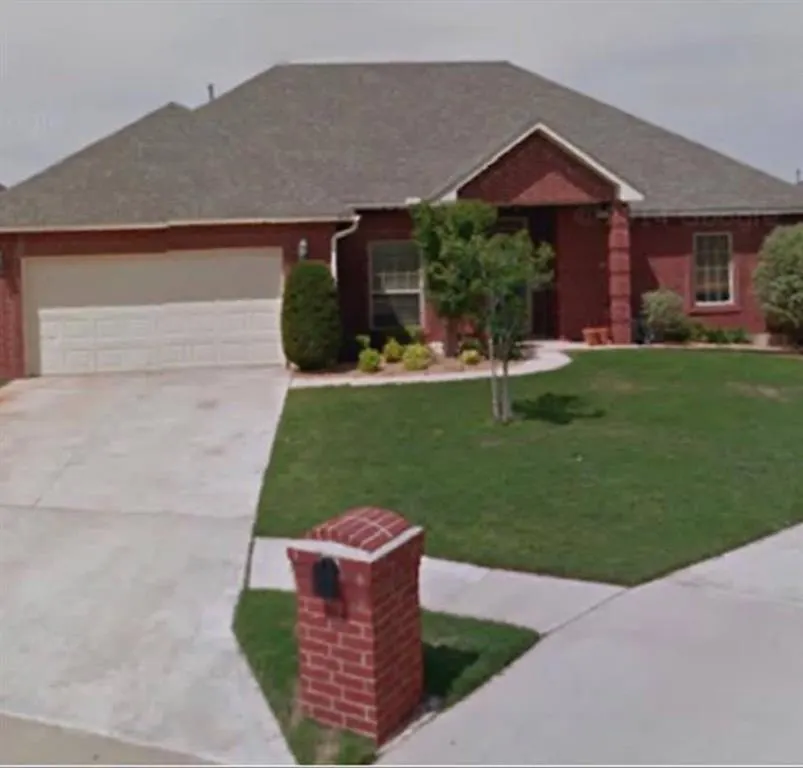 Front exterior — 829 SW 40th Street, Moore, OK 73160