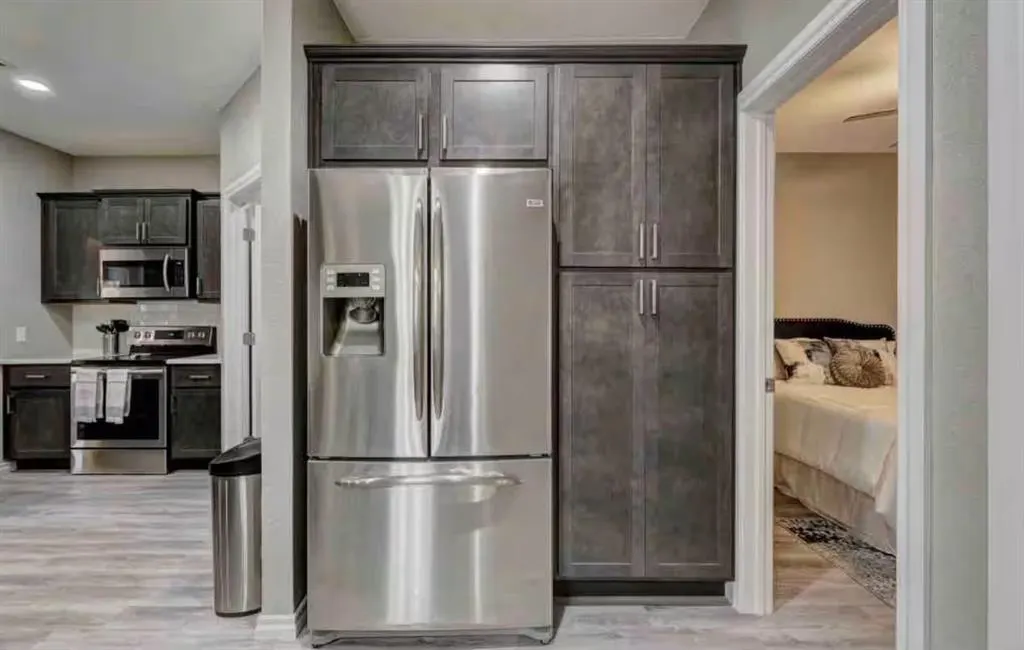 Photo 7 — 829 SW 40th Street, Moore, OK 73160