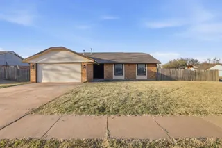 Sold home at 2001 Rushing Springs Trail