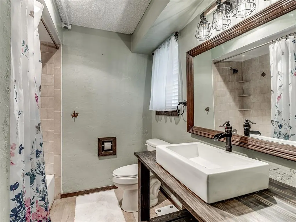 Photo 11 — 515 Ridgecrest Drive, Guthrie, OK 73044
