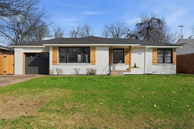 Front exterior — 5029 NW 47th Street, Warr Acres, OK 73122