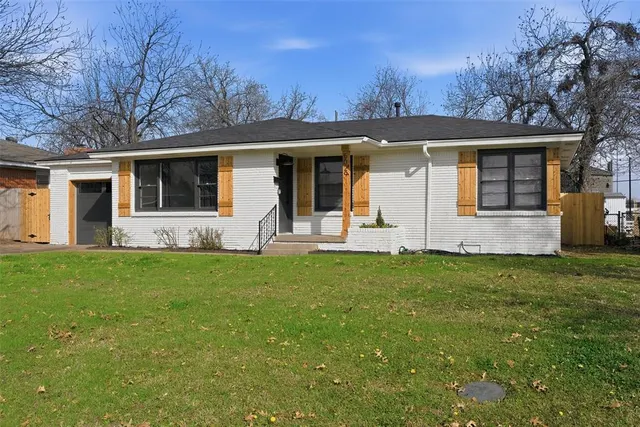 Photo 2 — 5029 NW 47th Street, Warr Acres, OK 73122