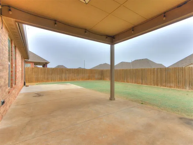 Photo 5 — 1204 Hanna Lane, Kingfisher, OK 73750