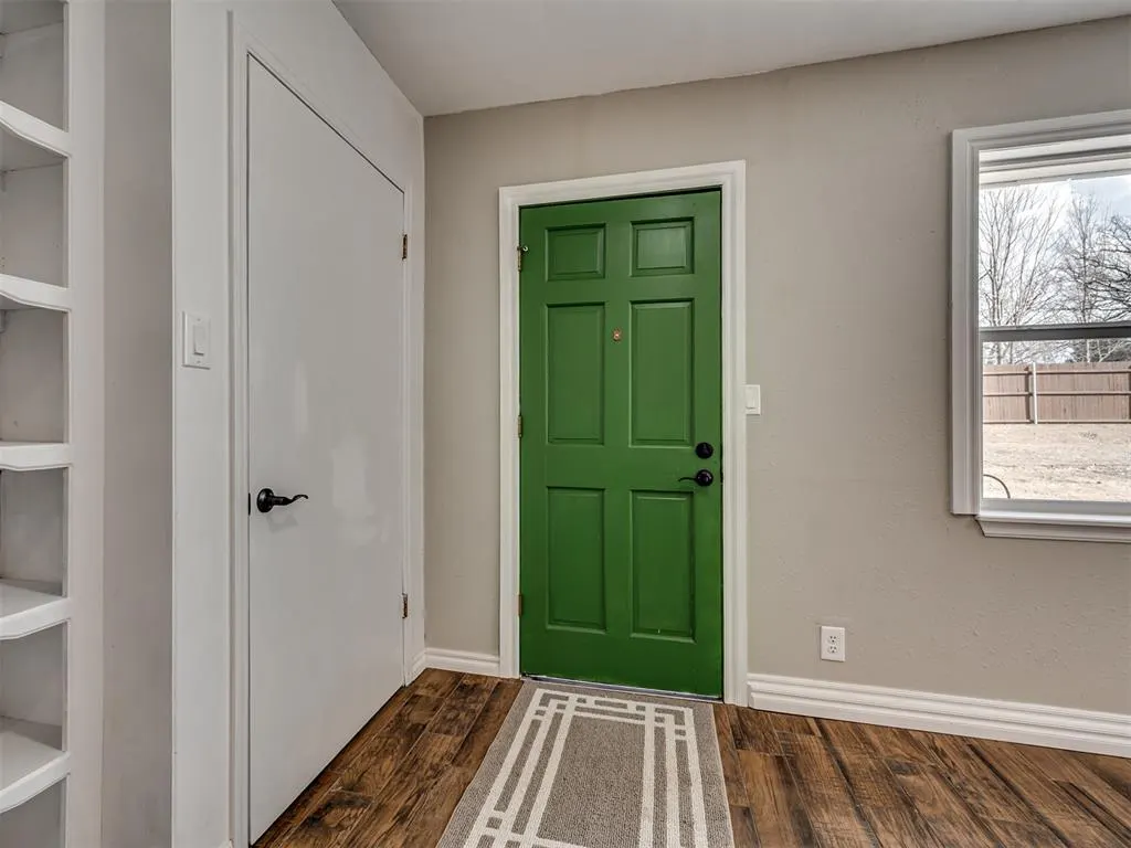 Photo 10 — 9925 Aztec Drive, Norman, OK 73026